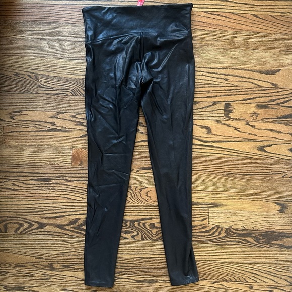 SPANX Pants - SPANX faux leather leggings, size L